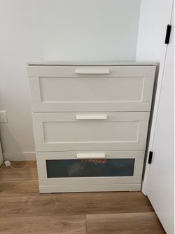 3 drawers Dresser - Real Wood - High quality