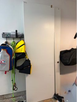2 Free closet doors (Must pick up on site)