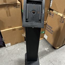 Mount-It! Anti-Theft Tablet Kiosk for iPad, iPad Air, iPad Pro