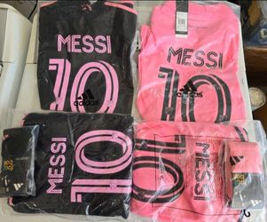 INTER MIAMI MESSI HOME OR AWAY SOCCER JERSEY KIDS KIT $40. CASH PLEASE!!!