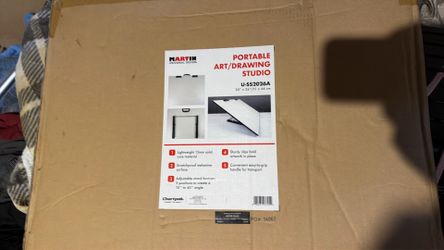 Martin universal new in box portable art/drawing studio