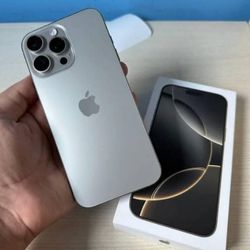 IPhone 16 Pro Max 1TB Unlocked 