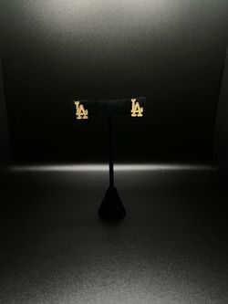 10k GOLD LA EARRINGS