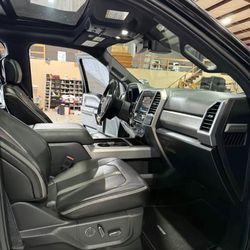 2018 Ford F-250 Super Duty Platinum Ultimate 4x4