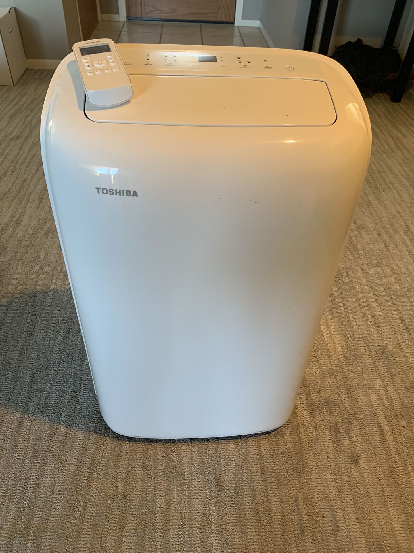 Toshiba 12000 Btu Portable Acnull