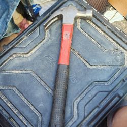 16 Oz Claw Hammer Tool Shop with Fiberglass Handle 