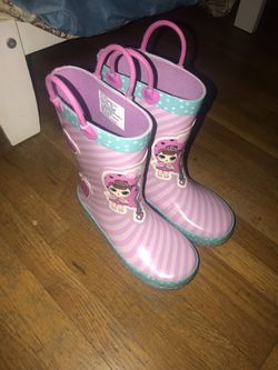 Lol rain boots deals