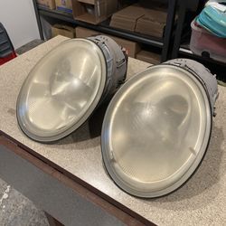 Headlights for 2004 VW New Beetle