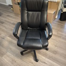 Office Chair in mint condition 