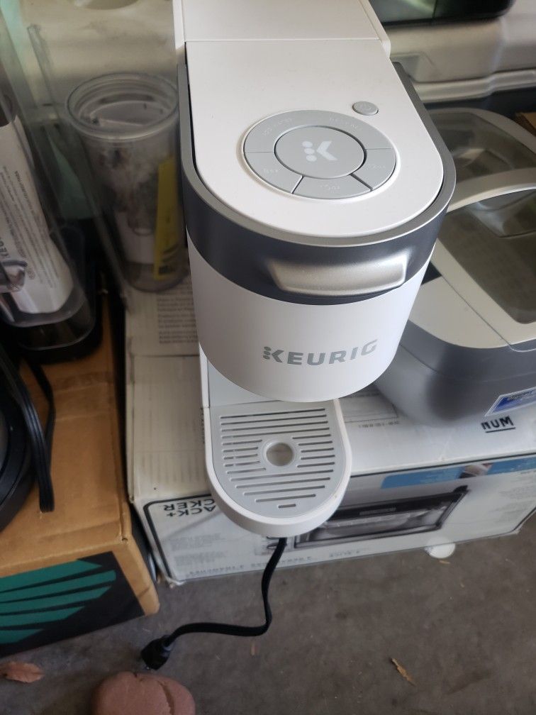 Keurig K Slim Coffee Brewer