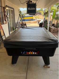 Pool table