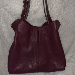 EUC Michael Kors Lillie Large Pebbled Leather Shoulder Bag