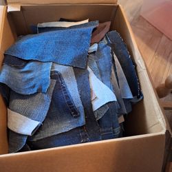 Jeans Pockets 