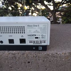 Xbox One S With Remote Power Cord & HDMI Cord