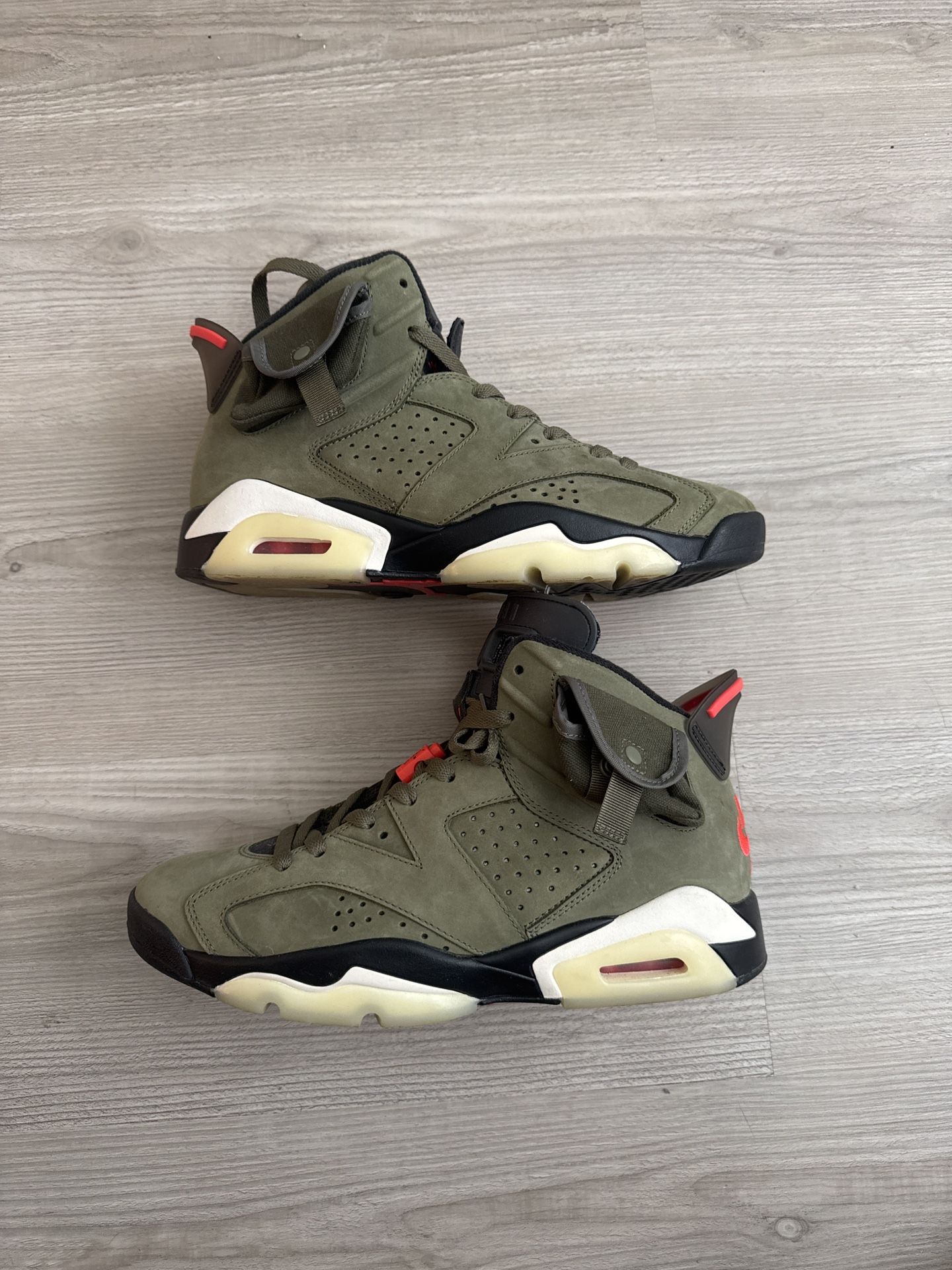 Travis Scott olive Jordan 6