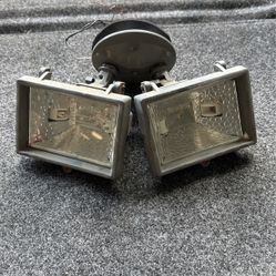 Exterior Light Fixtures