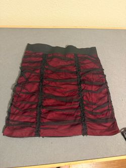 Size M Red and black skirt from Maurice’s