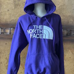 The North Face Half Dome Pullover Hoodie
