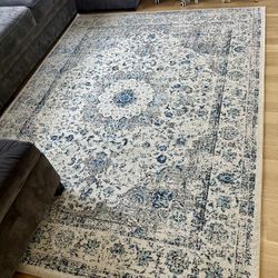 SAFAVIEH Evoke Collection Area Rug - 6'7" x 9', Ivory & Grey, Shabby Chic Oriental Medallion Design