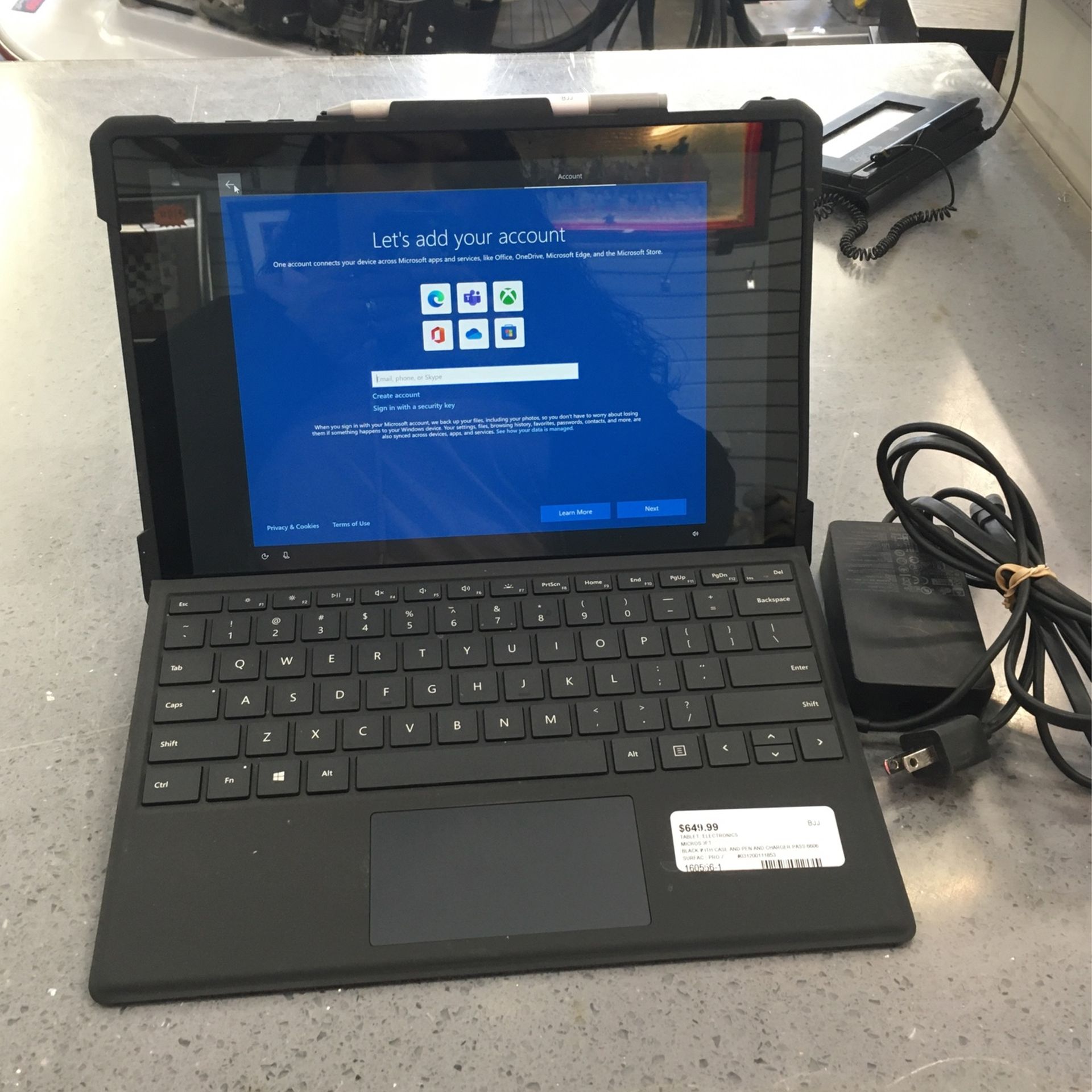 Microsoft Surface Pro 7 $649.99