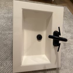  Sink With Faucet 
