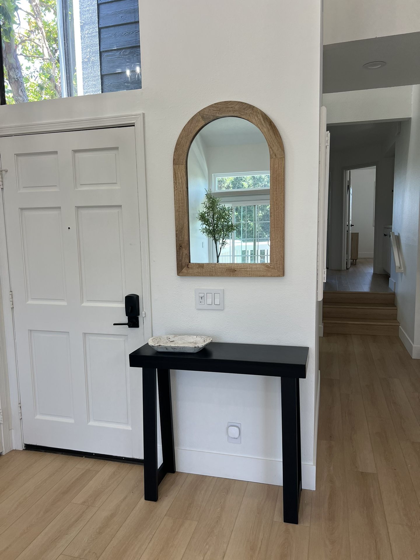 Entry Way Table And Mirror