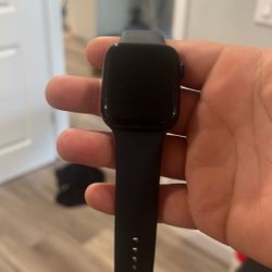 Apple Watch  SE 4MM