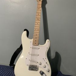 SQUIER STRATOCASTER ELECTRIC GUITAR