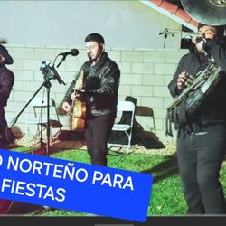 GRUPO NORTEÑO CON TUBA 