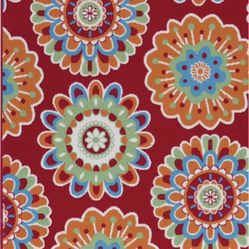RUG/ NEW 6 ft. 6 in X 8 ft. 10in Floral indoor & outdoor area rug/ Red/ NEW