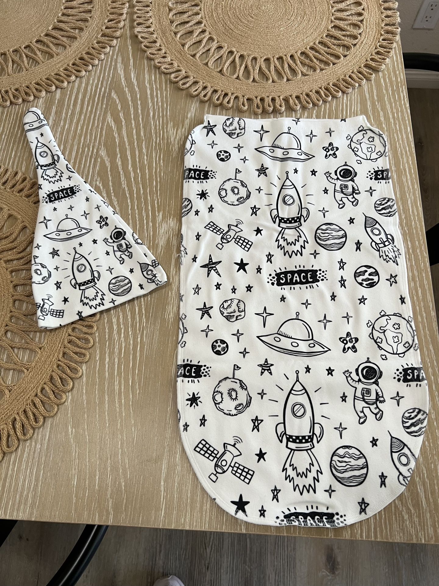 New Baby Set (20” By 10” Wide)