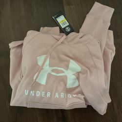 Women’s under armour Sweatshirt 
