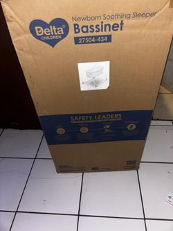 Brand New Bassinet Sleeper