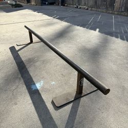 Skate Rail