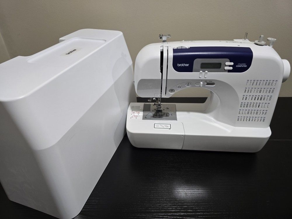 Brother CS-6000i Computerized Sewing Machine With Foot Pedal ( NoCover )