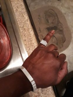 Ring size 8 925 diamonds bracelet remarkable