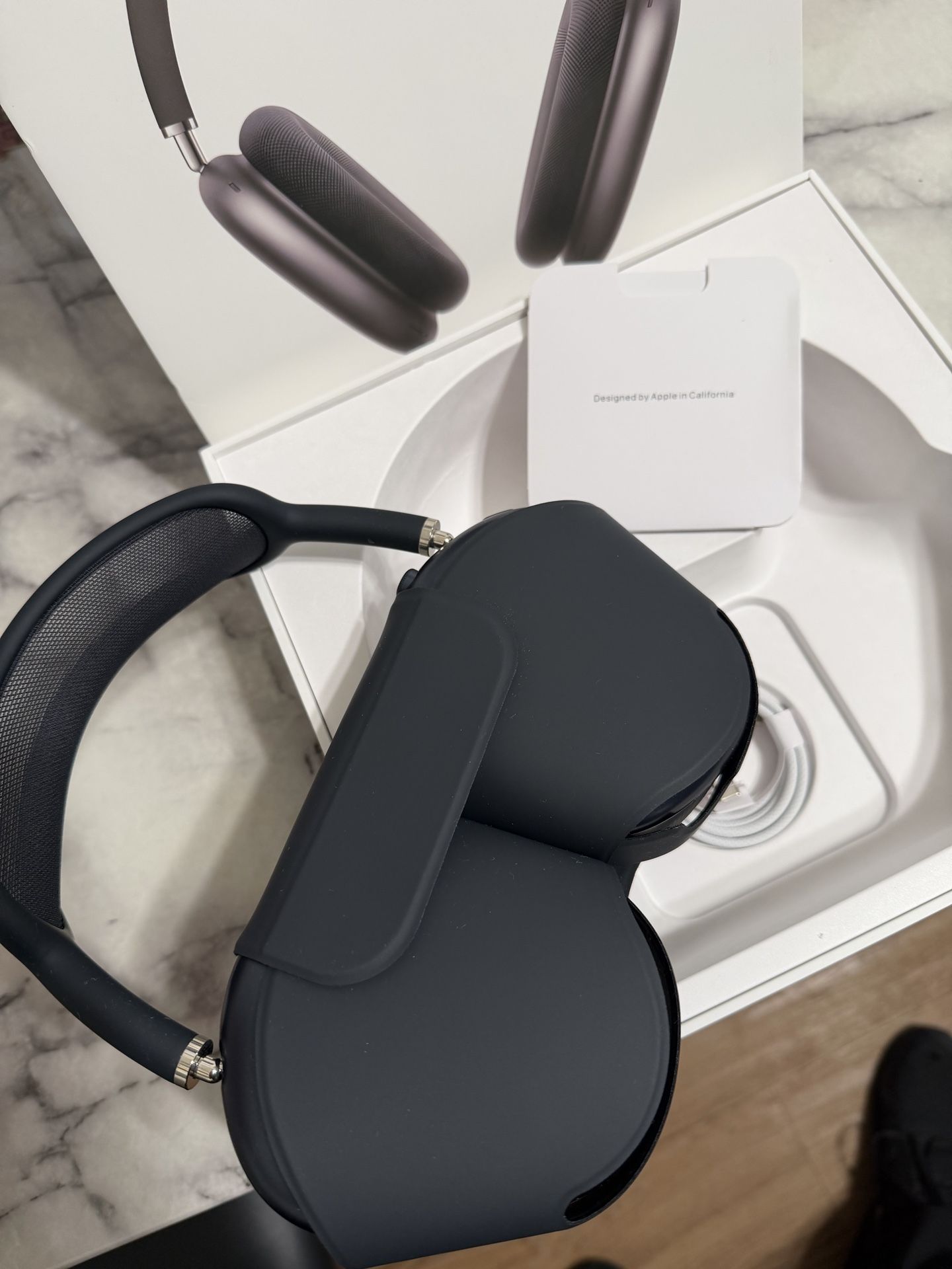 【美品】Apple AirPods Max Space Gray AirPods Max Apple - Space Gray スペースグレー | com: [スペース