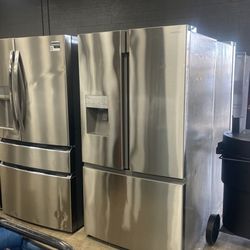 Insignia French Door Refrigerator 7EETW