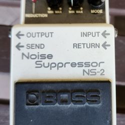 Boss NS-2 Noise Suppressor White Silver Label MIJ Japan NS2 Original MINT