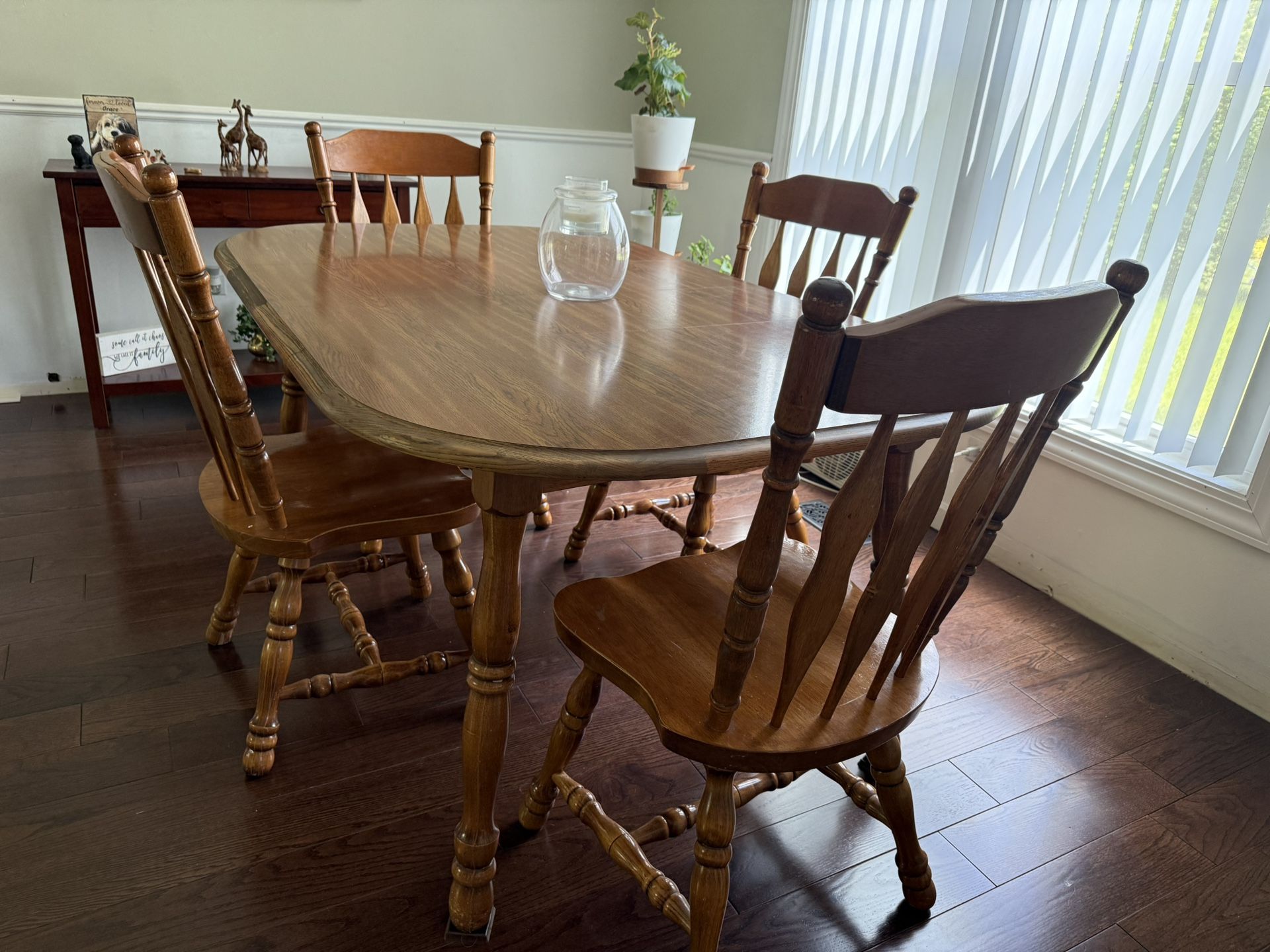 Dining Room /kitchen Table