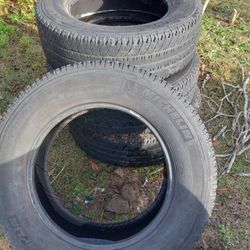 Set Of 4 Michelin Lt275/65r20