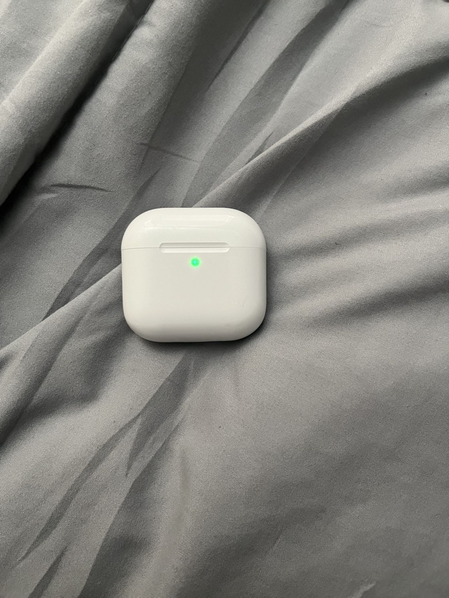 Apple Airpod4