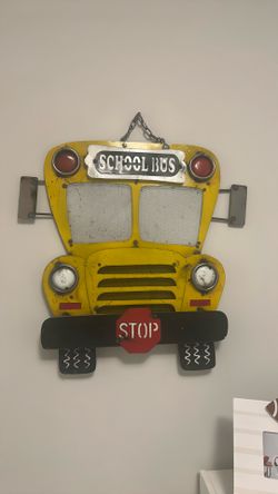 Metal school bus wall decor