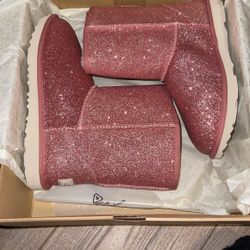 KIDS SIZE 5 GLITTER PINK BOOT AUTHENTIC UGG
