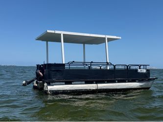 24’ Pontoon Platform 6.5 Engine