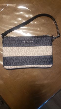 Michael Kors Jet Set Travel Striped Convertible Wrislet Navy/White