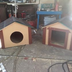 Small Dog/cat Houses