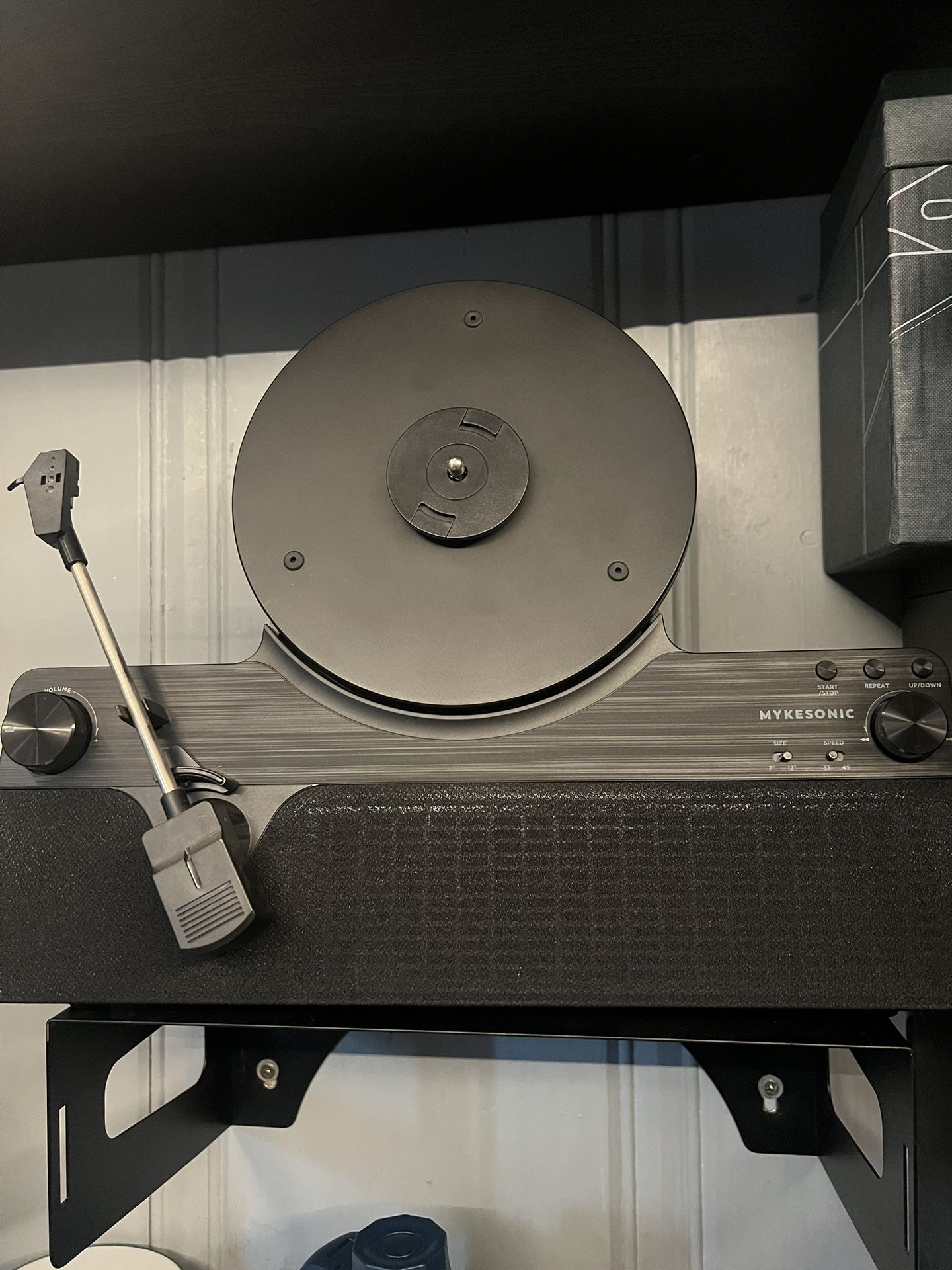 Mykesonic Vertical Record Player
