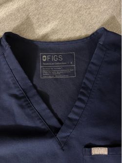 FIGS Scrub Top