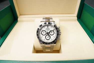 Rolex Daytona Panda 126500LN – 2026 Like New Full Set
